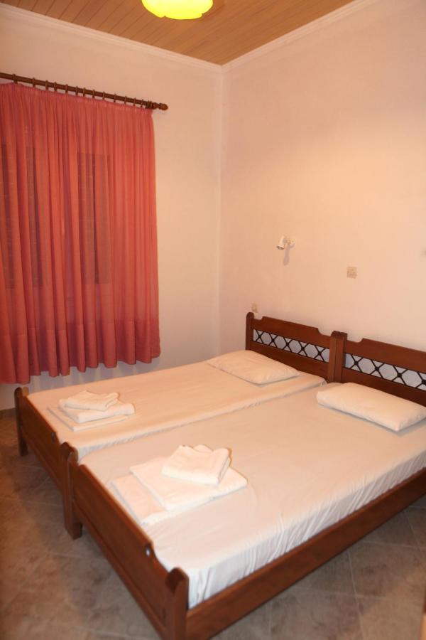 Splantza Apartments Амудия Екстериор снимка
