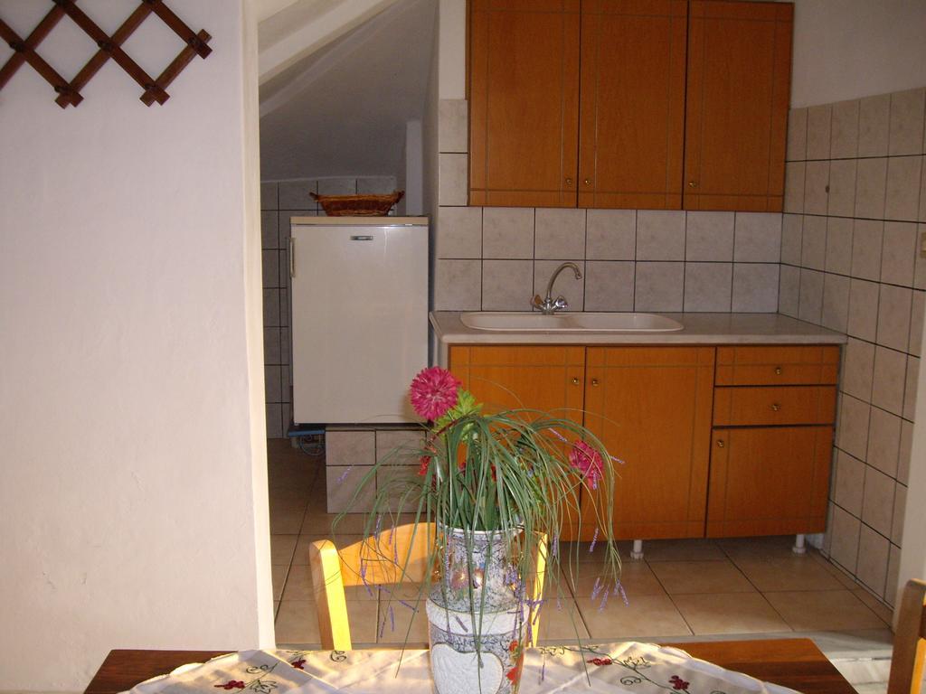 Splantza Apartments Амудия Екстериор снимка