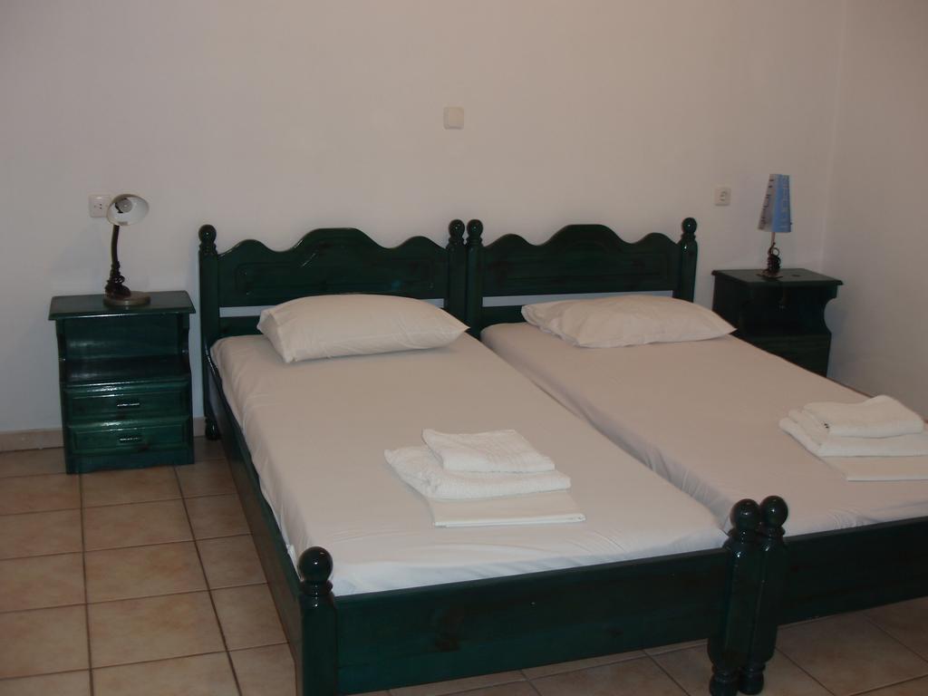 Splantza Apartments Амудия Екстериор снимка