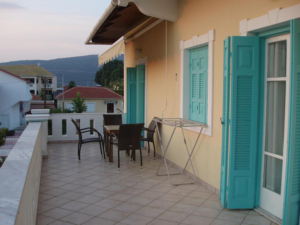 Splantza Apartments Амудия Екстериор снимка