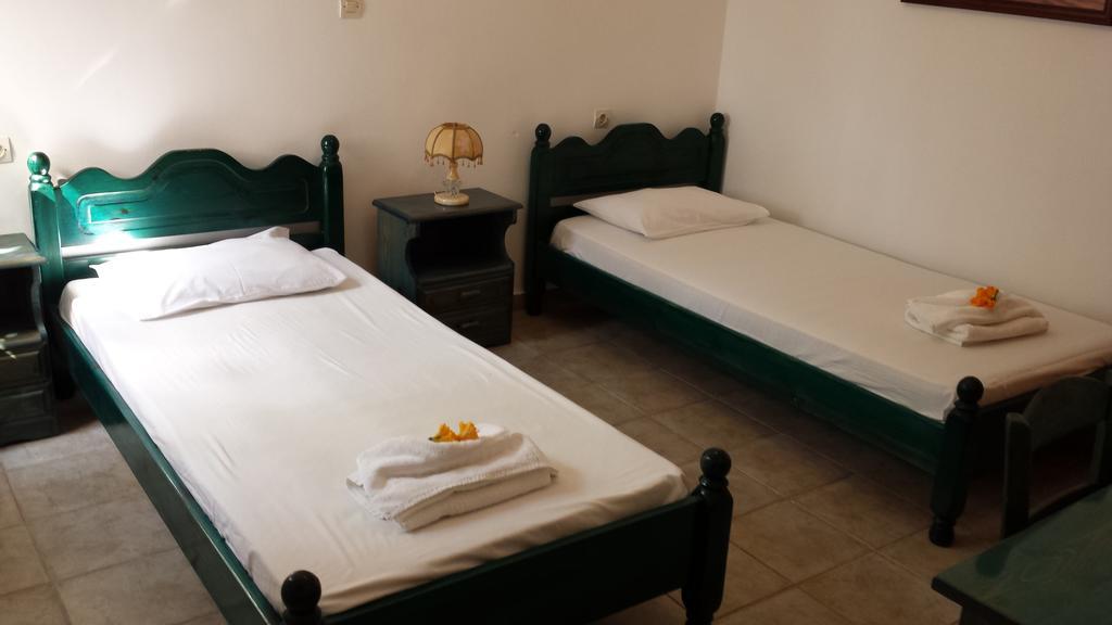 Splantza Apartments Амудия Екстериор снимка